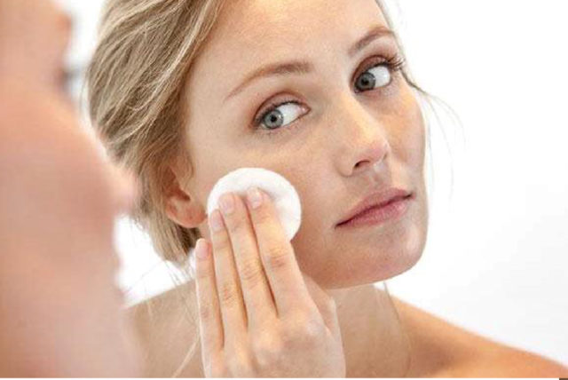 Le démaquillage.